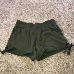 Zelos lounge shorts